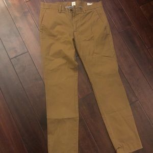 Modern Khakis in Slimfit with Gapflex